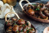Golden Garlic Cognac Mushrooms