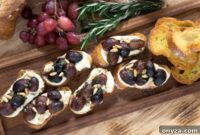 Caramelized Grape Toasts