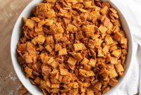 Golden Spiced Praline Crunch