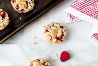 Bite Sized Apple Raspberry Delights